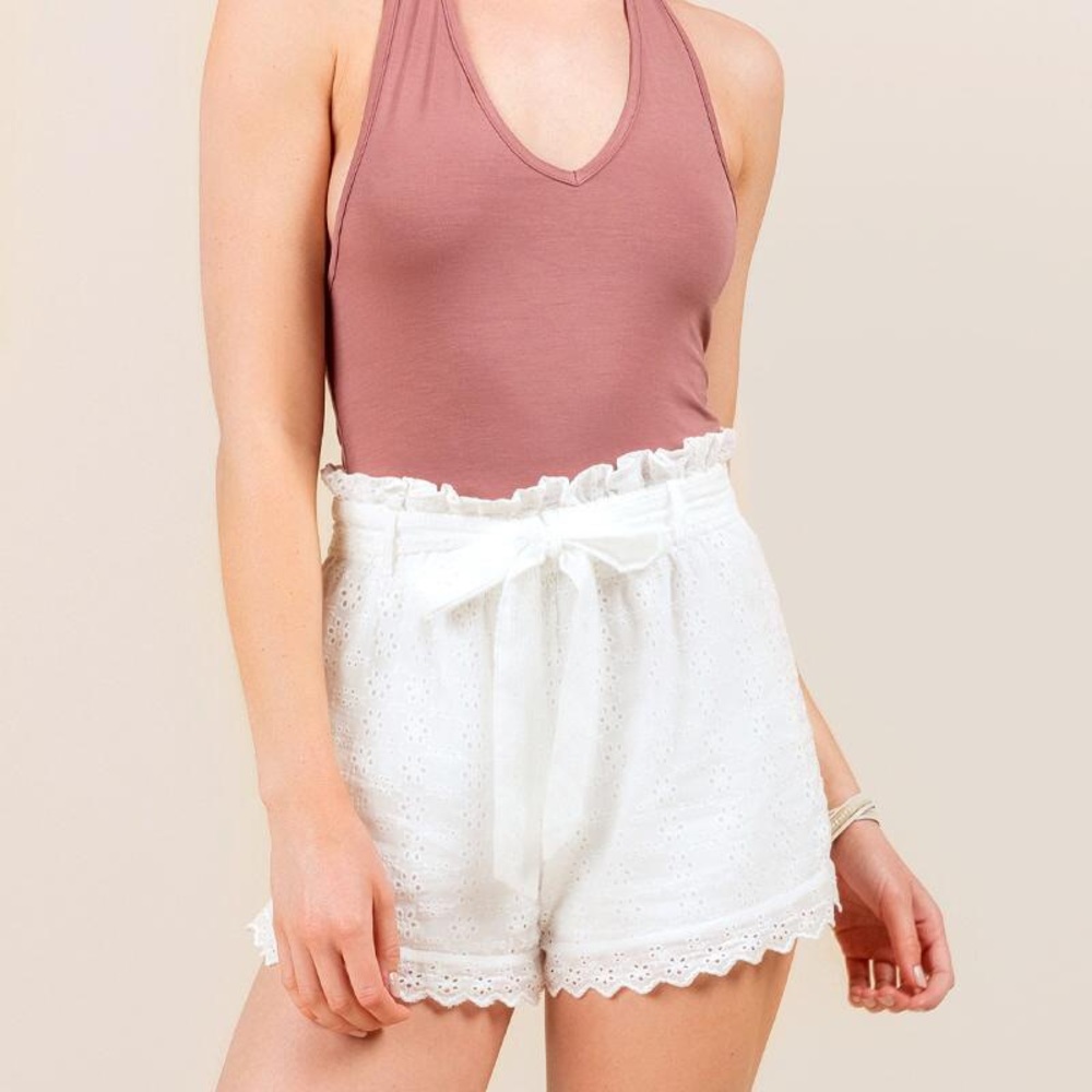 FRANCESCA’S Miami White Eyelet Tie Shorts